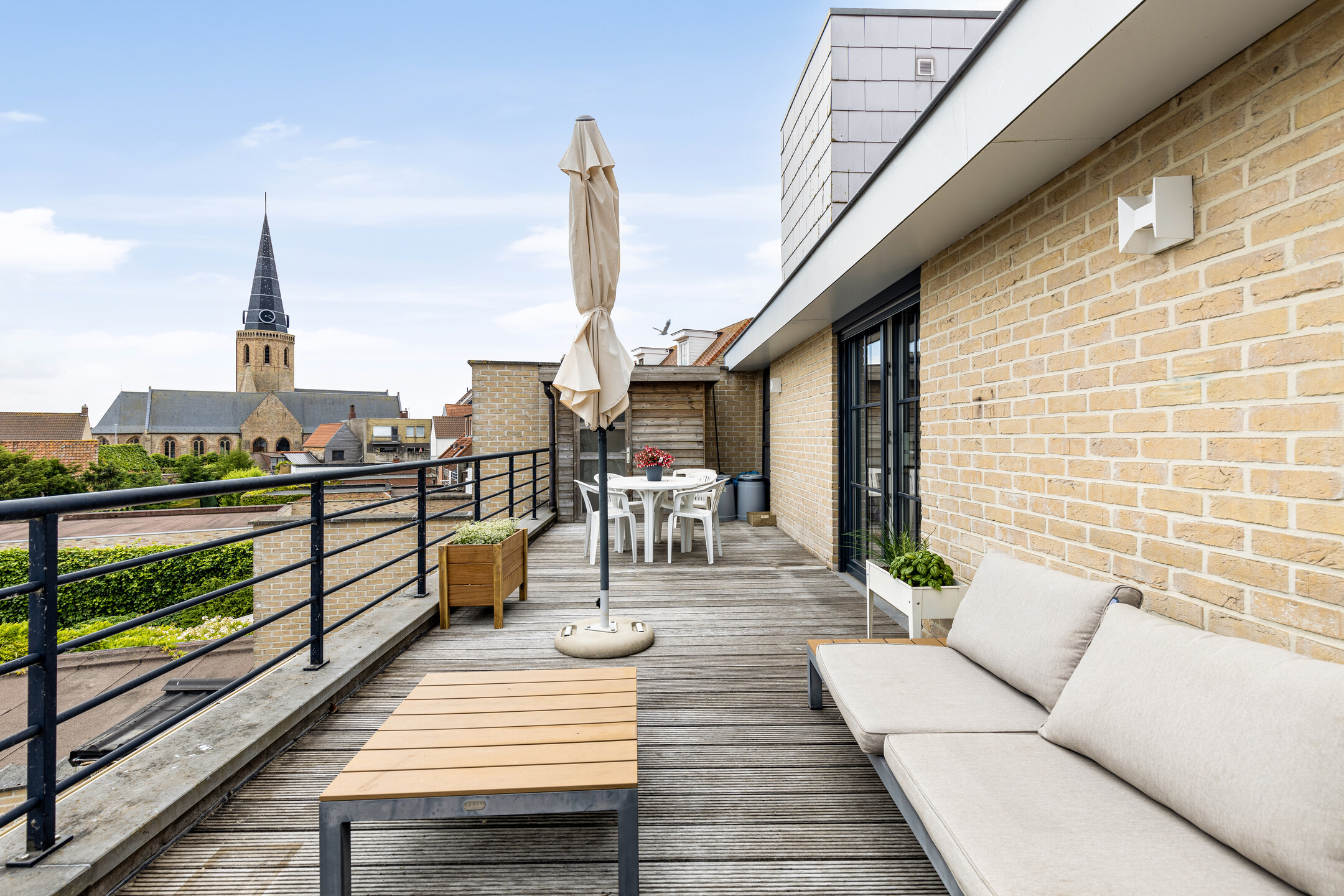 Dorpsstraat570201KnokkeHeist22